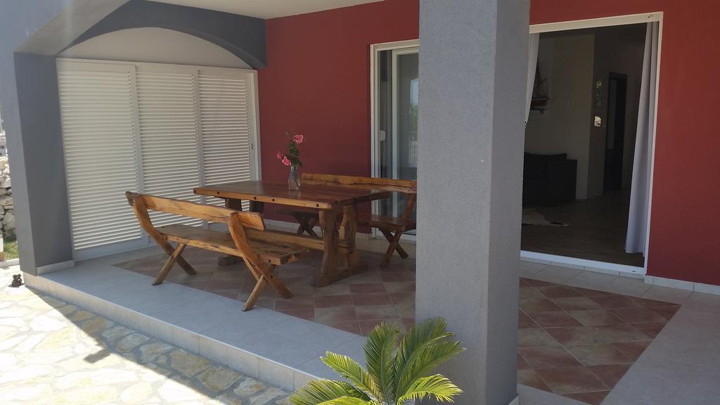 House With Swimming Pool Blue Diamond Apartment Povljana Exterior foto