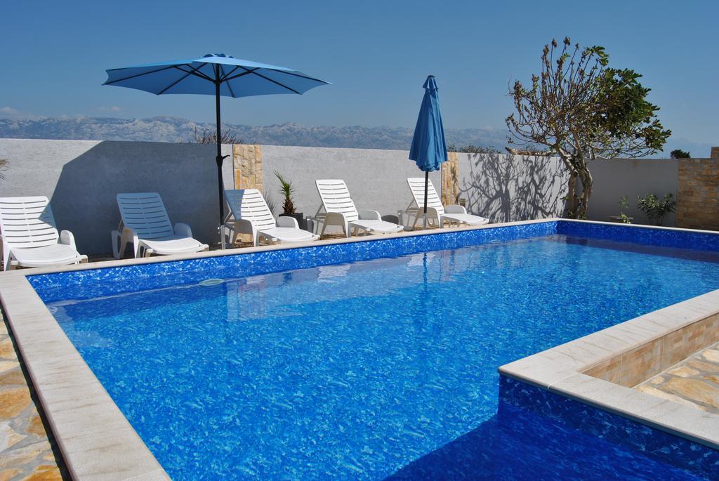 House With Swimming Pool Blue Diamond Apartment Povljana Exterior foto